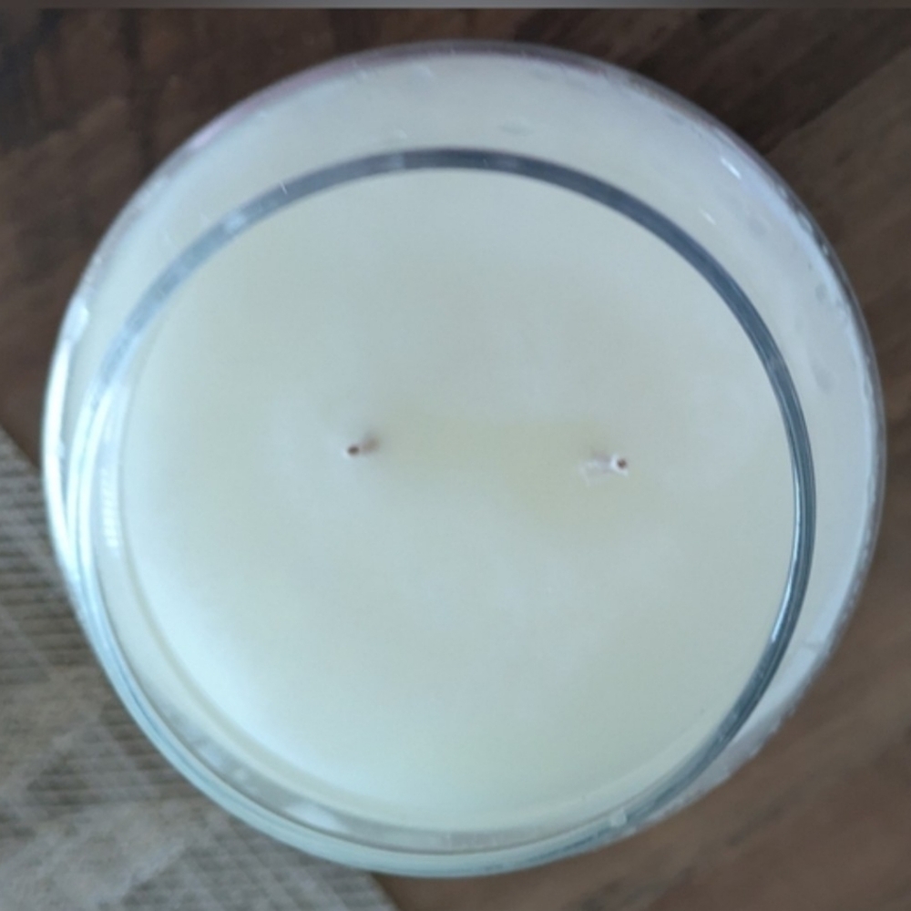 Flannel Season Limited Edition Village Candle - Picture 3 of 4